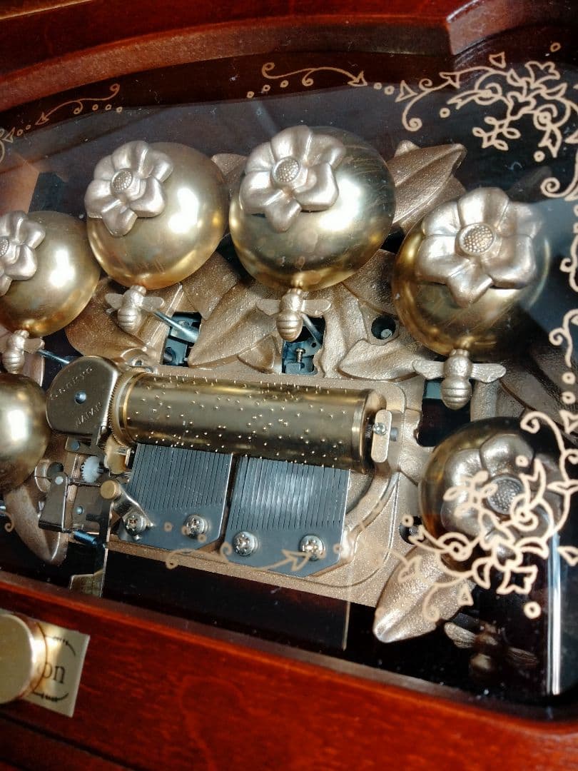 Sankyo.サンキョーオルゴール＆ジュエリーボックス♪青きドナウ蜂