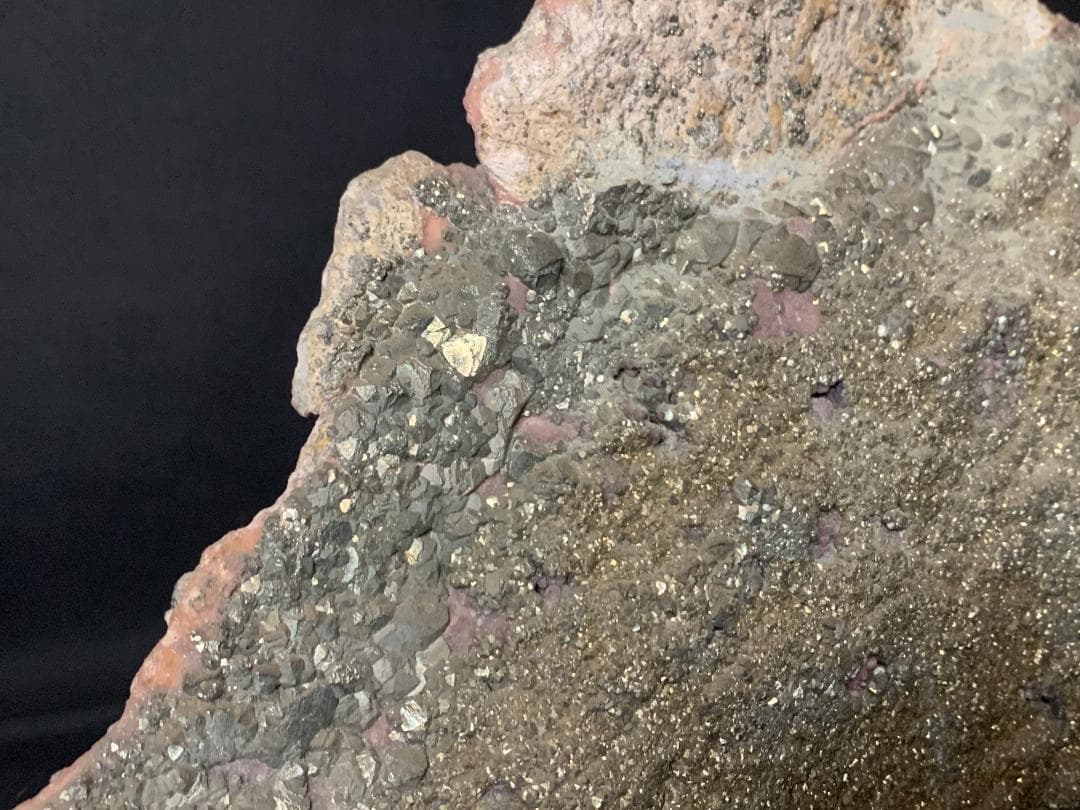 天然石 黄鉄鋼 パイライト 黄銅鋼 結晶 原石 鑑賞石 7.9kg 881