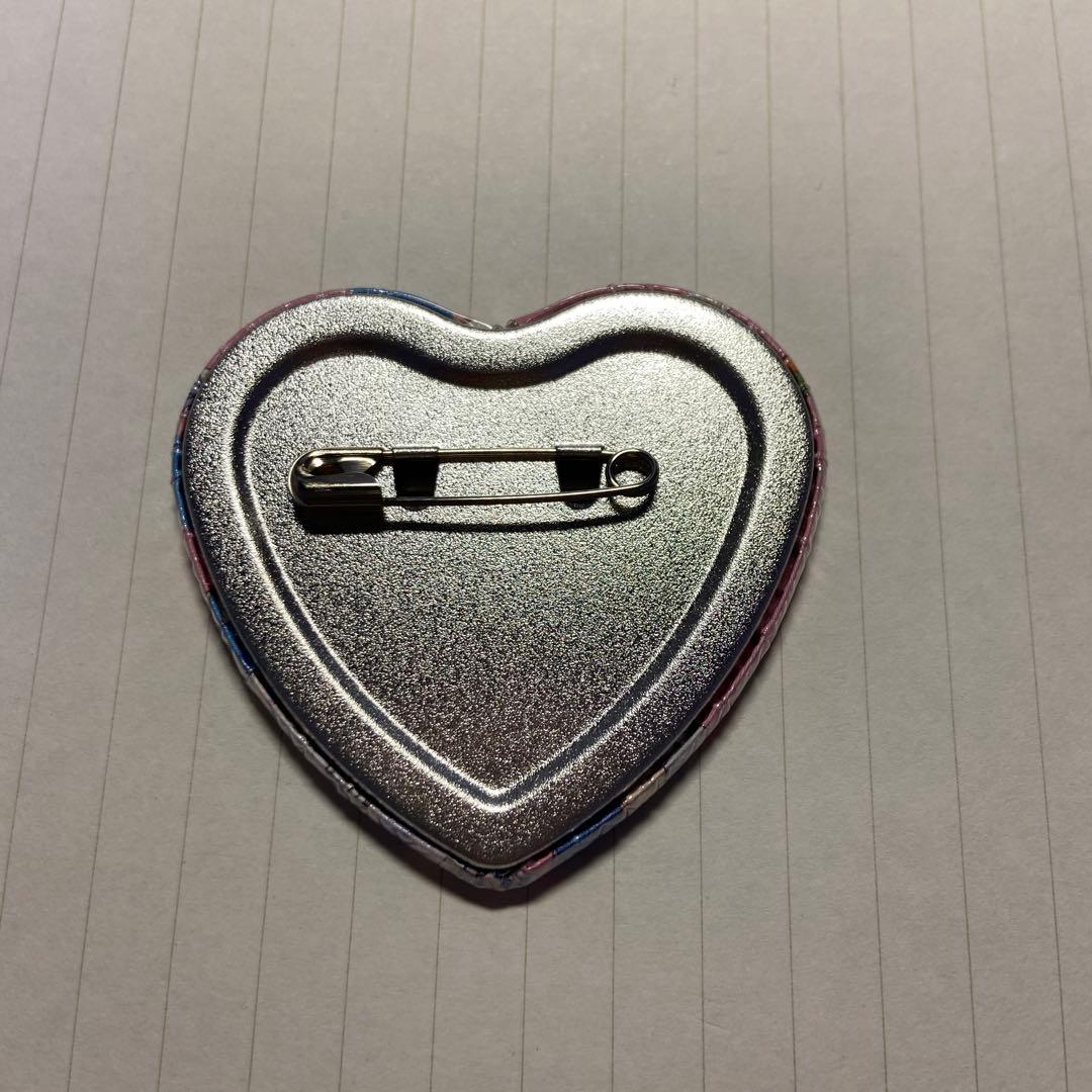 ホロライブ 兎田ぺこら きゅるるん大作戦 ハート型ピンバッジ - メルカリ