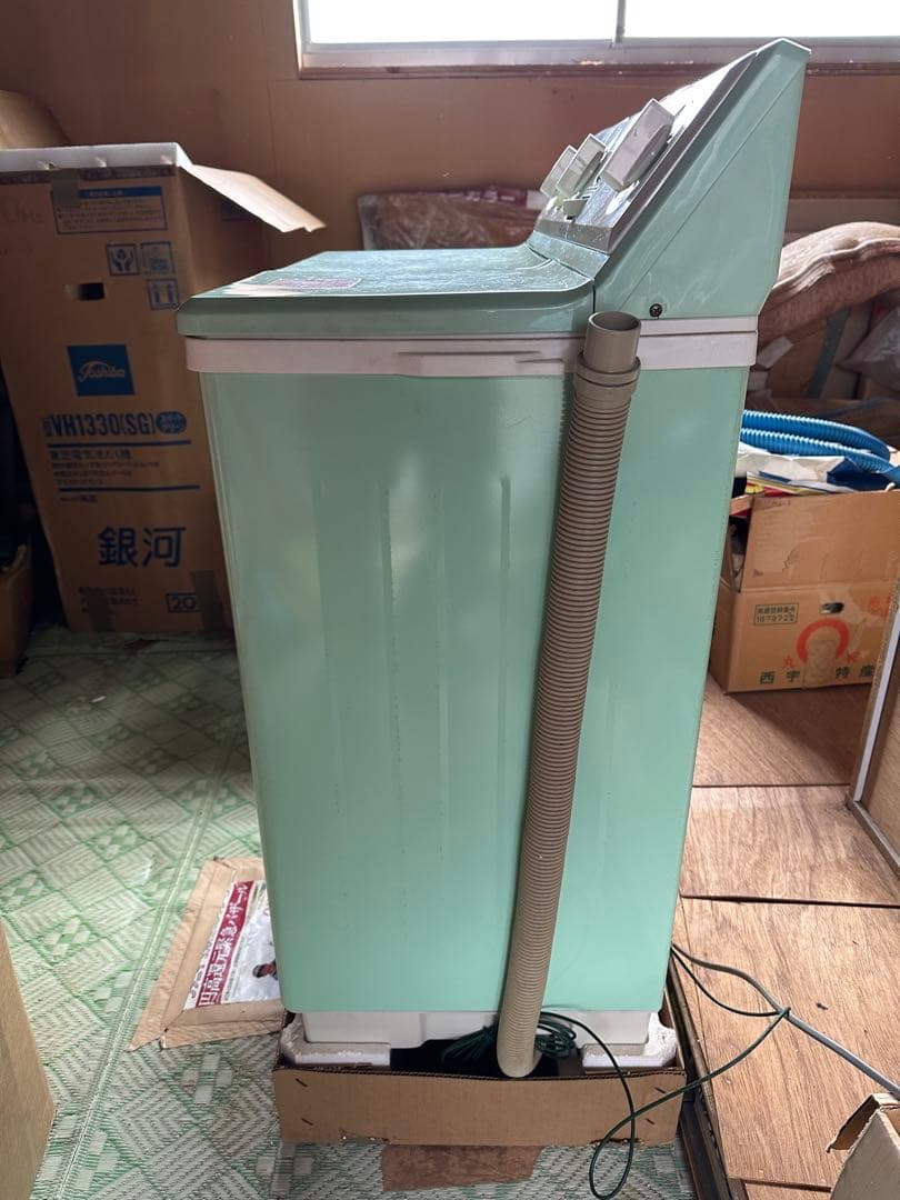 昭和レトロ TOSHIBA 二槽式洗濯機 銀河 VH1330 ミントグリーン - メルカリ