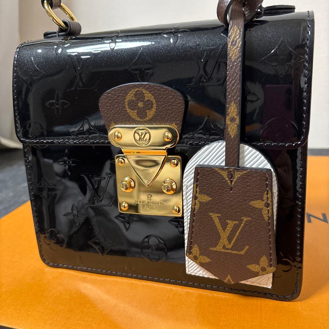 希少】ルイヴィトンM90375ヴェルニモノグラムエピスプリングストリート