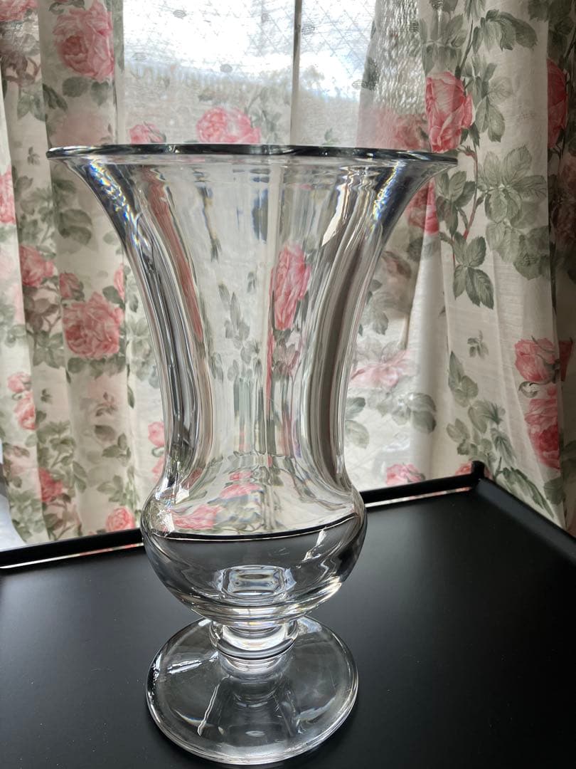 バカラ美術館　オールドバカラ　フラワーベース アンティークバカラ製色とりどり花鳥模様クリスタル花瓶