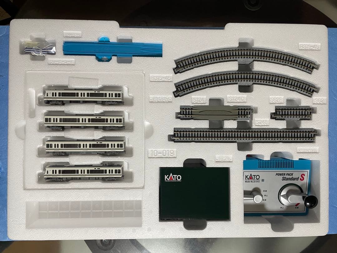 3604】Nゲージ KATO 10-021 221系スターターセットスペシャル - メルカリ