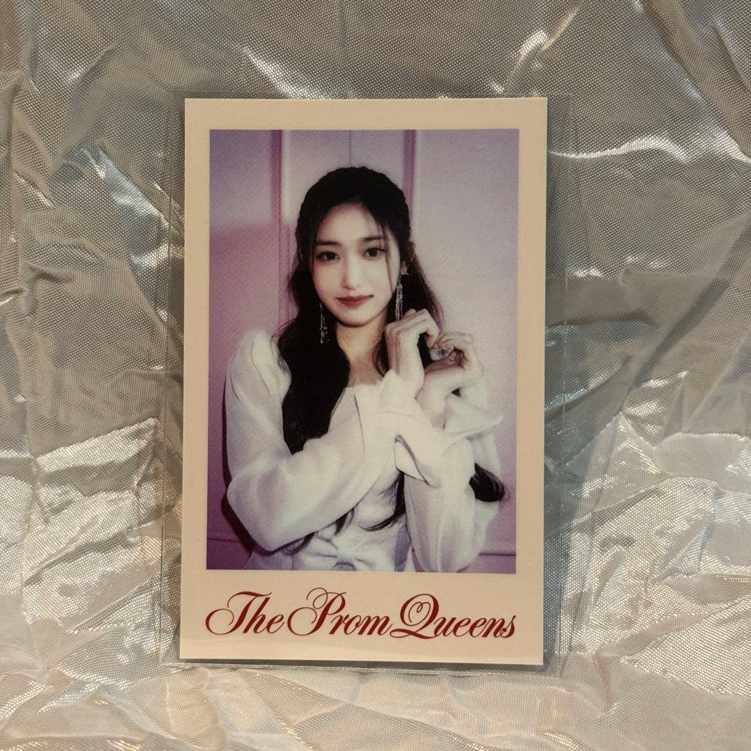ive イソ the prom queens チェキ風 トレカ - メルカリ