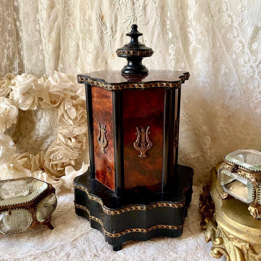 【レア】シガーセラー　葉巻ケース19世紀末フランスアンティーク　ナポレオン三世 懐中時計ケース ナポレオン三世様式 小物入れ ビゾテ フランス