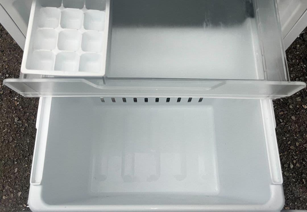 東芝冷凍 冷蔵庫153L 強化ガラス棚省エネ設計LED照明自動霜取り機能19年