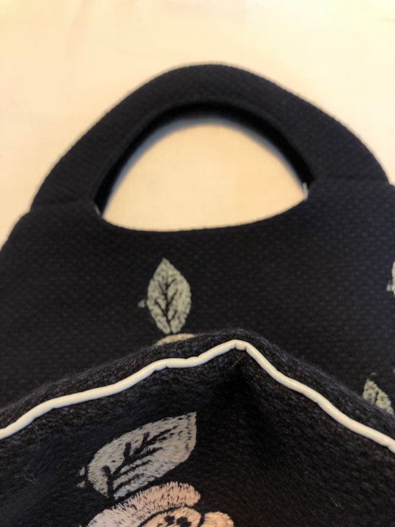 ミナペルホネンエッグバッグ swing camellia - メルカリ