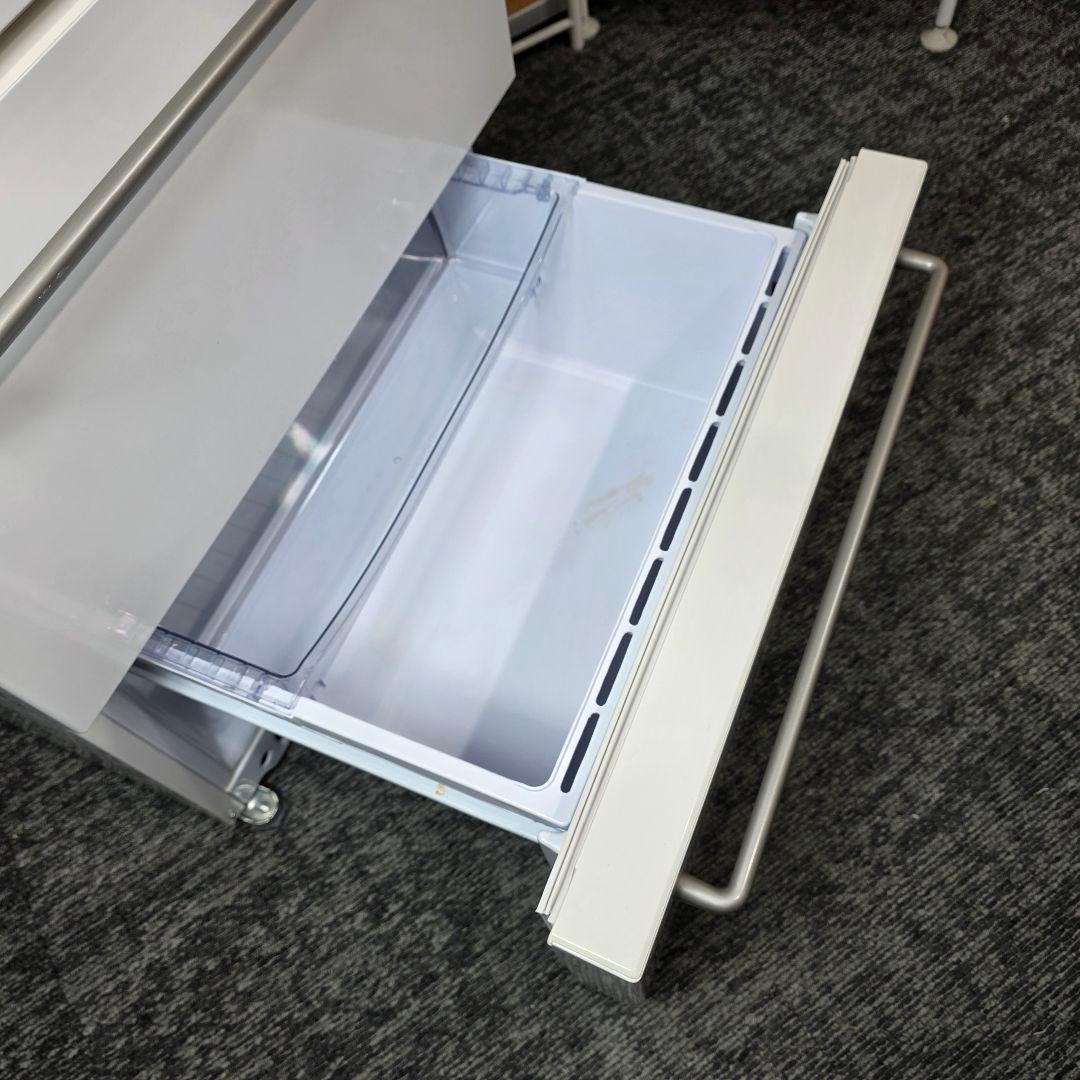 10792送料無料！無印良品 MUJI 272L 3ドア 冷蔵庫 自動製氷付き - メルカリ