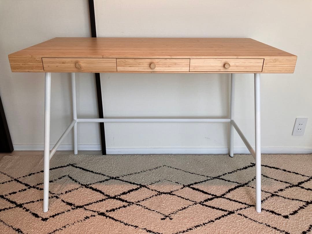 IKEA LILLÅSEN イケア リルオーセン デスク - メルカリ