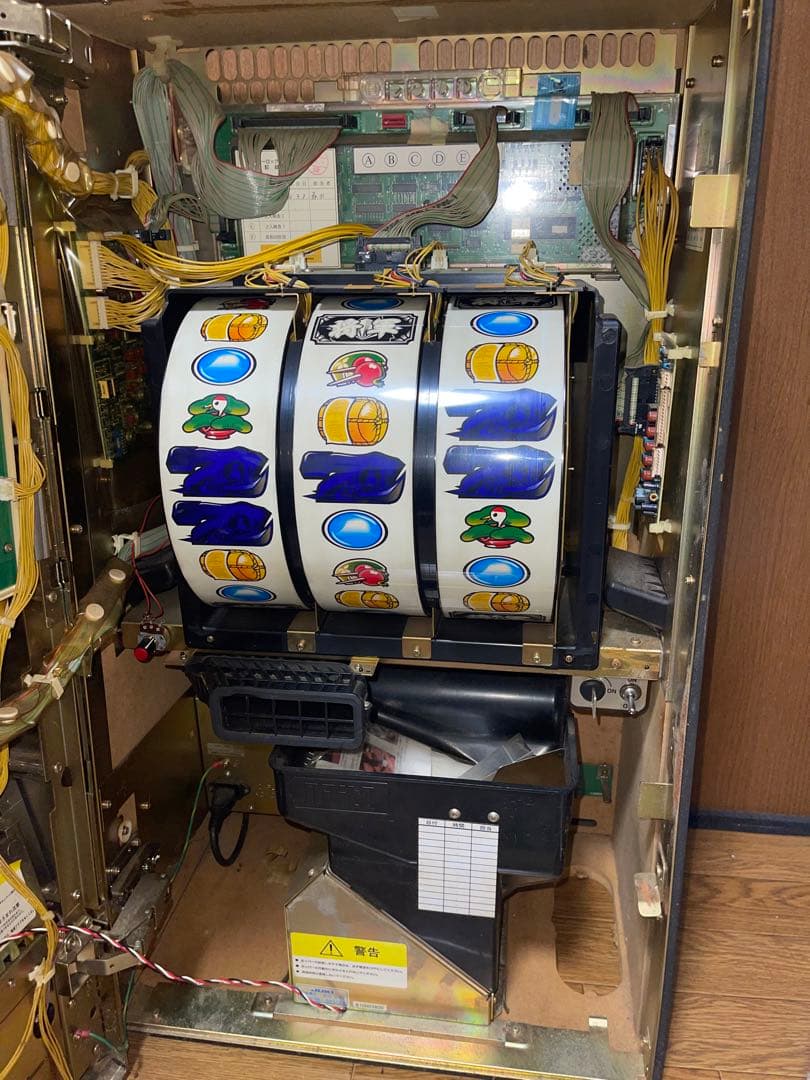 パチスロ実機 初代吉宗S 4号機 レア台 (値下げしました) - メルカリ
