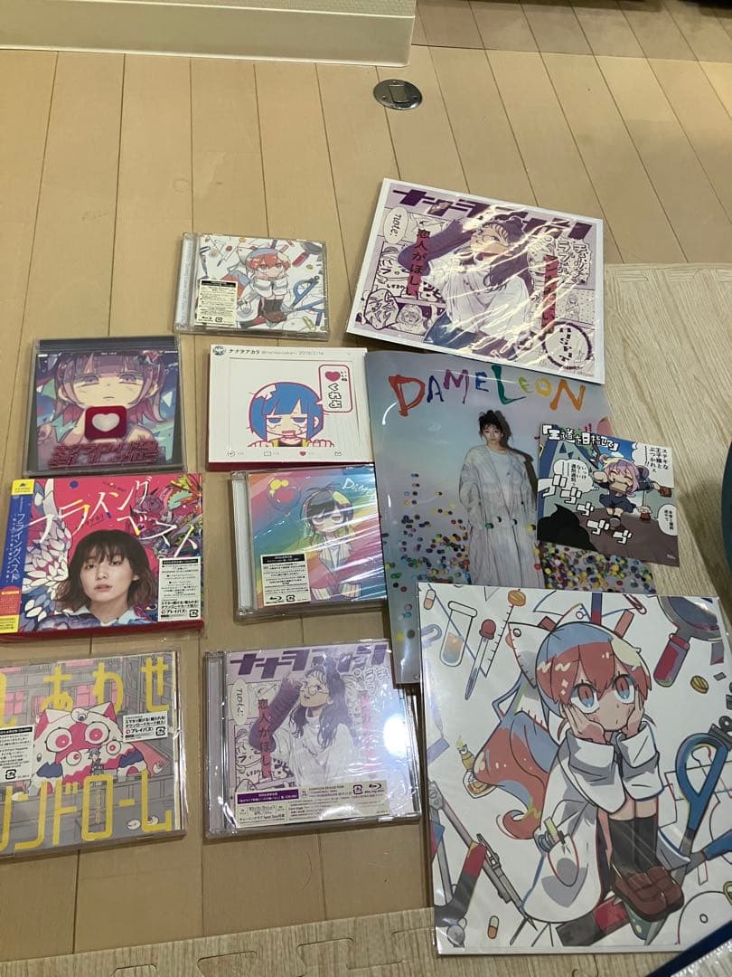 ナナヲアカリ CD 初回限定版 - メルカリ