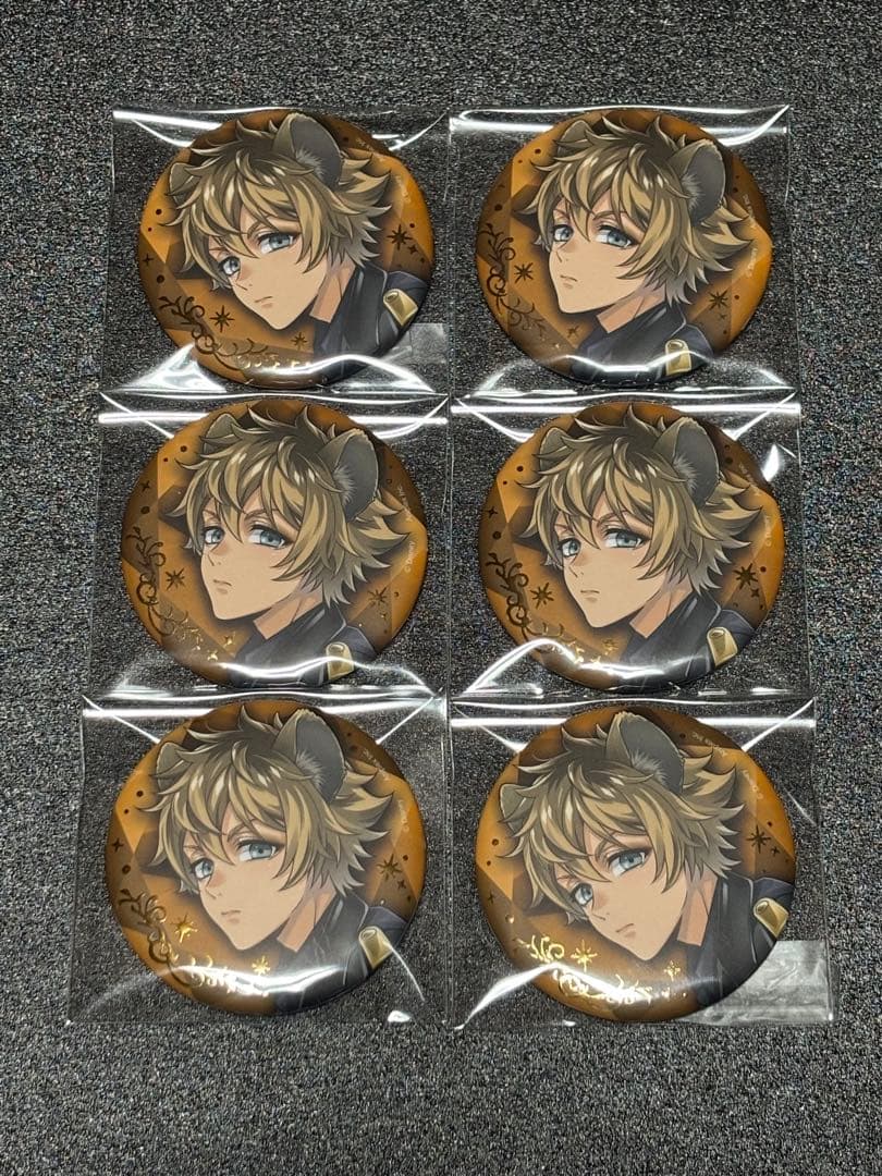 ツイステ ブレイジングジュエル 缶バッジ ラギー - メルカリ