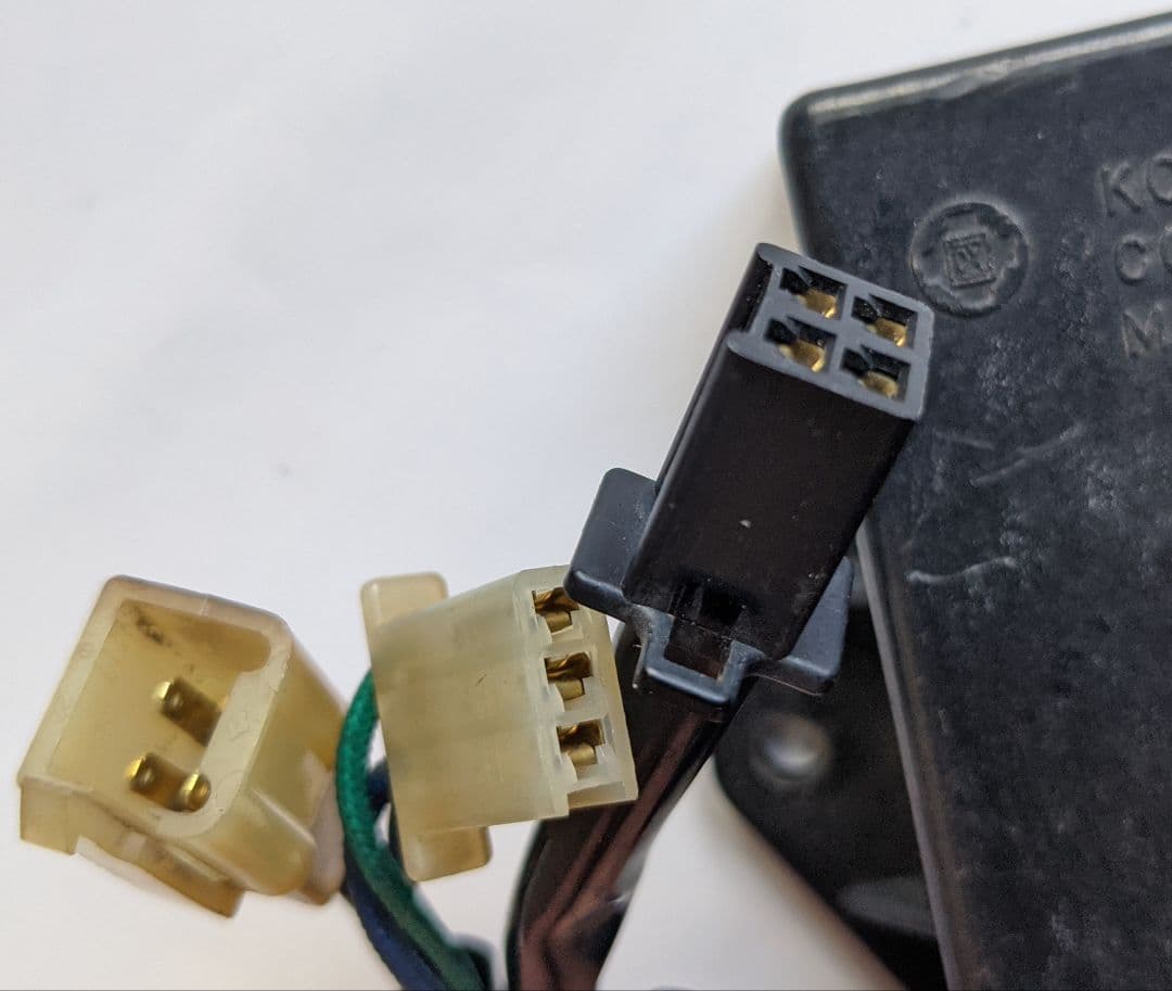 送料込SUZUKI RGV250γ VJ21A J型 CDIユニット - メルカリ