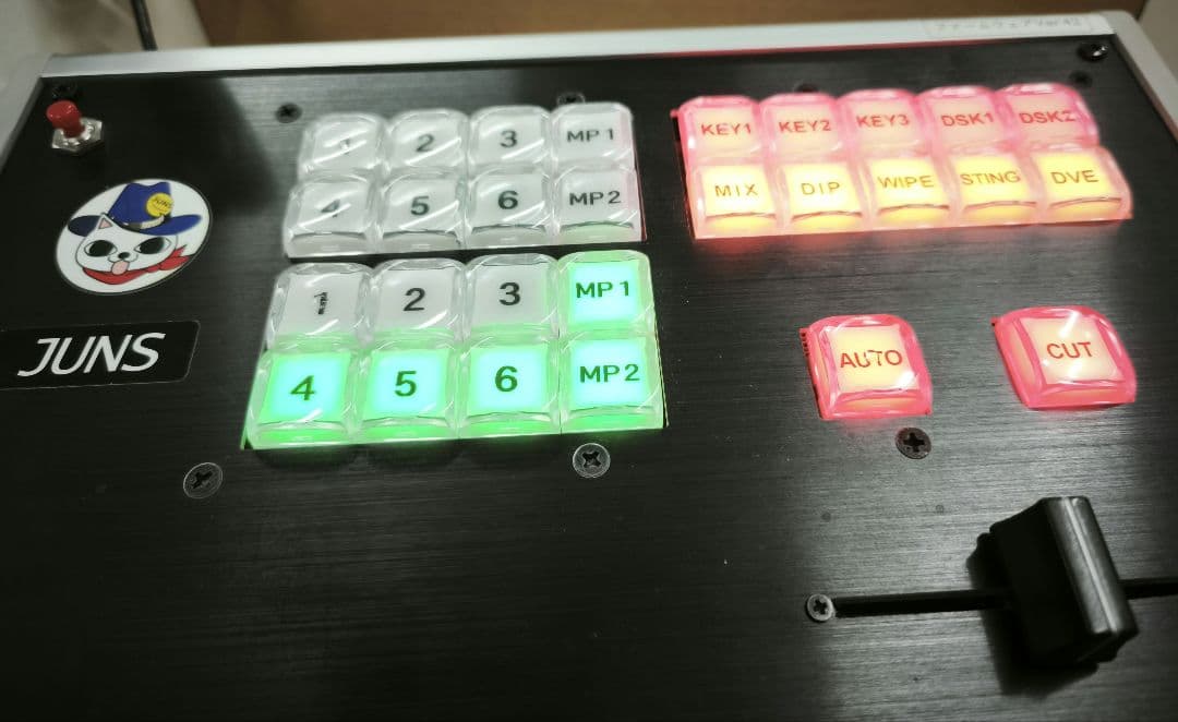 LiveCommand2 ATEM対応ハードウェアコントローラー　スイッチャー ATEMスイッチャー対応 JUNSオリジナルコントローラ Juns Live Command