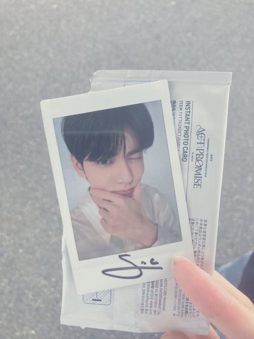 TXT スビン 直筆サイン入り インスタントフォト - メルカリ