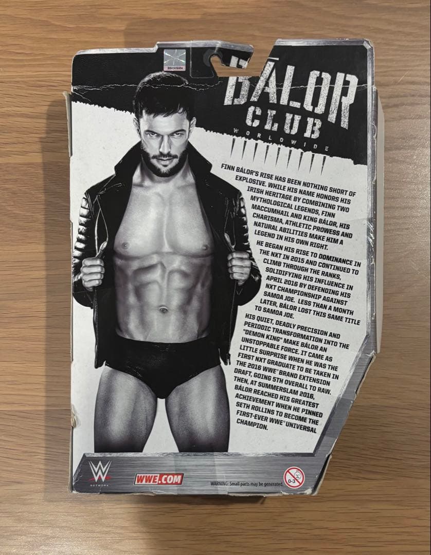 WWE Elite Finn Balor Balor Club Ringside - メルカリ