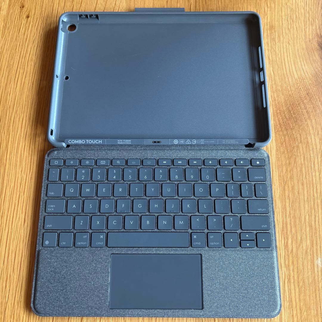 Logicool Combo Touch iPad 第9世代対応 YU0040 - メルカリ