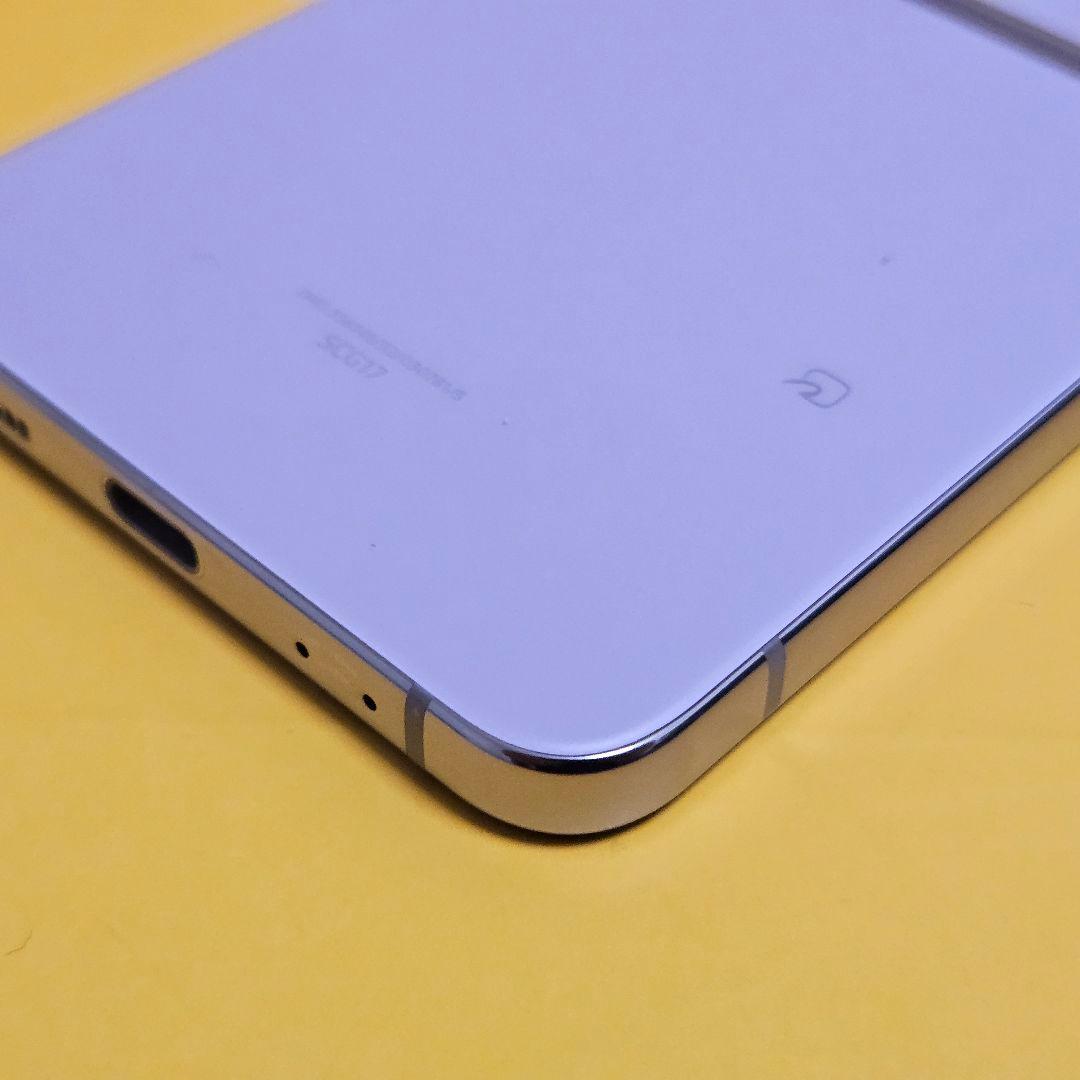 Galaxy Z Flip4 SCG17 ｜24時間以内発送#815 - メルカリ