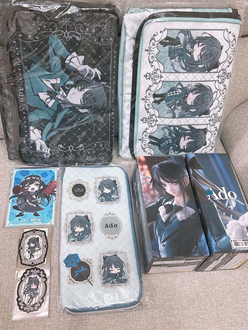 ROUND1 Ado フィギュア 収納BOX ペンライトケース - メルカリ