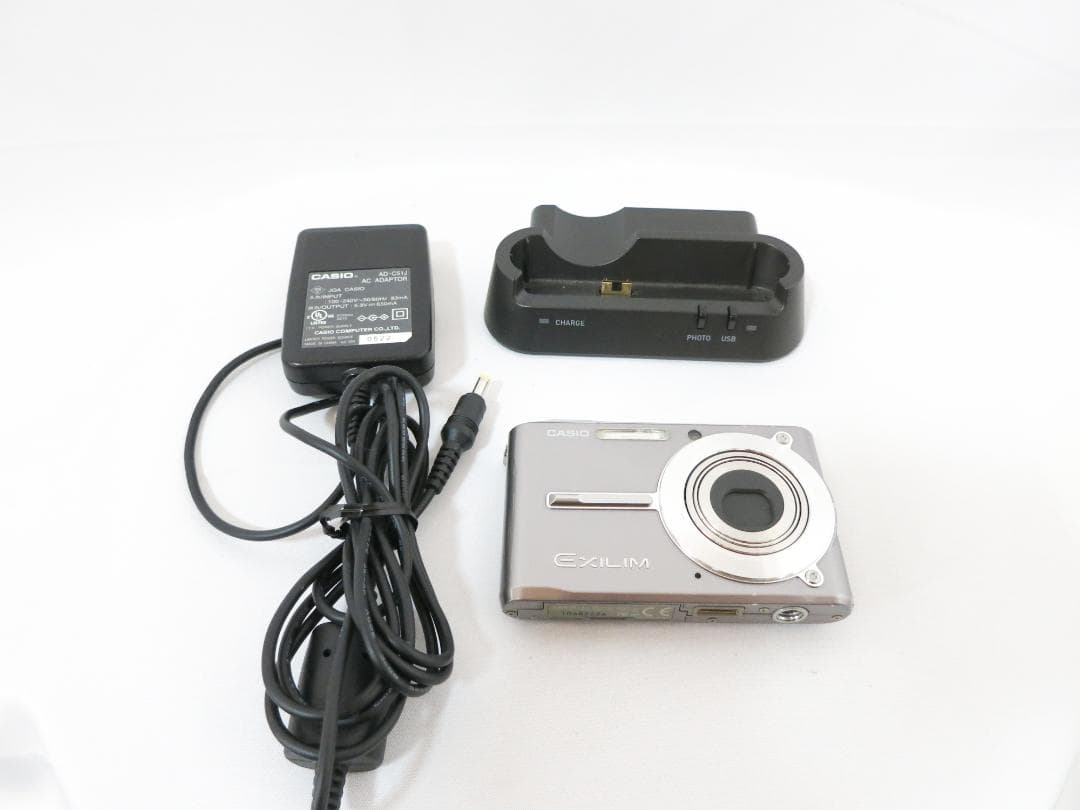CASIO EXILIM コンパクトデジタルカメラ EX-S500 シルバー - メルカリ
