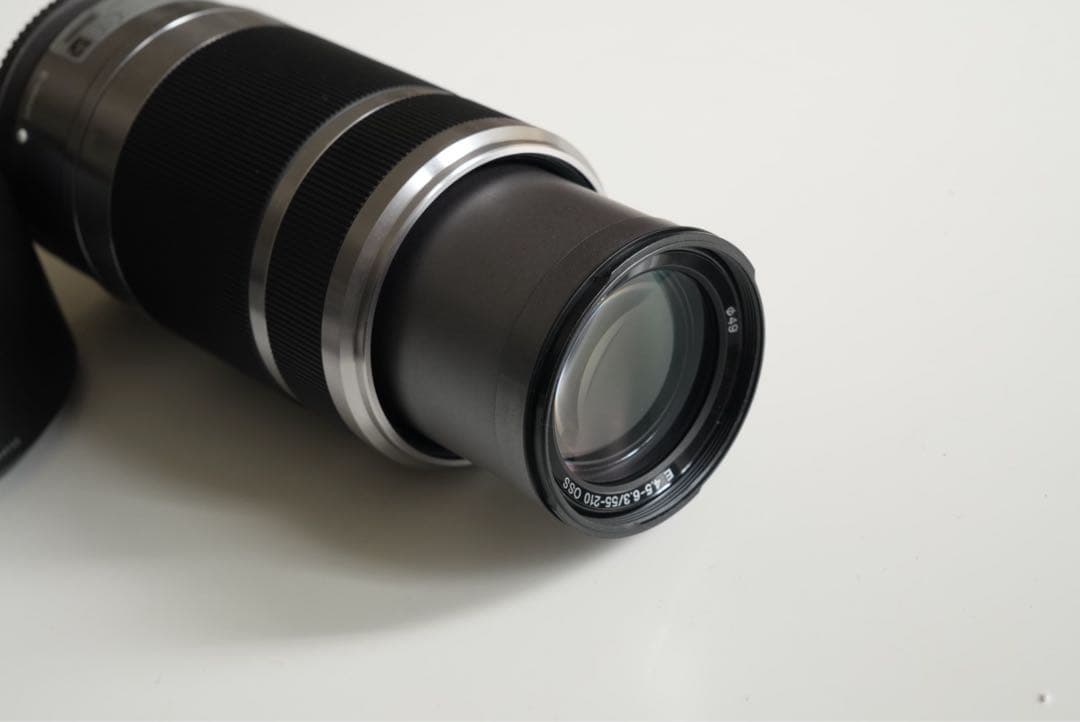 Sony E 55-210mm F4.5-6.3 OSS レンズ
