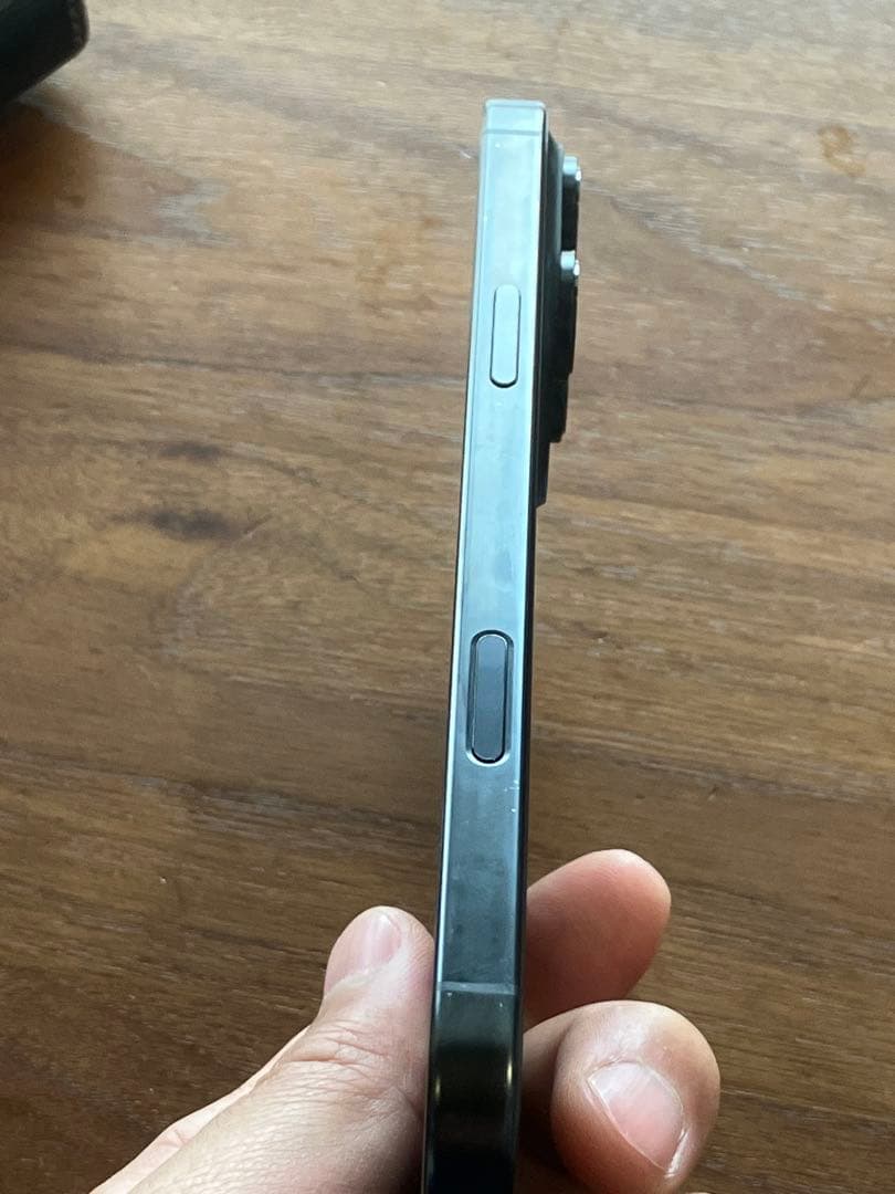 iPhone16proMax 256GB 電池97%画面カメラ傷無し - メルカリ