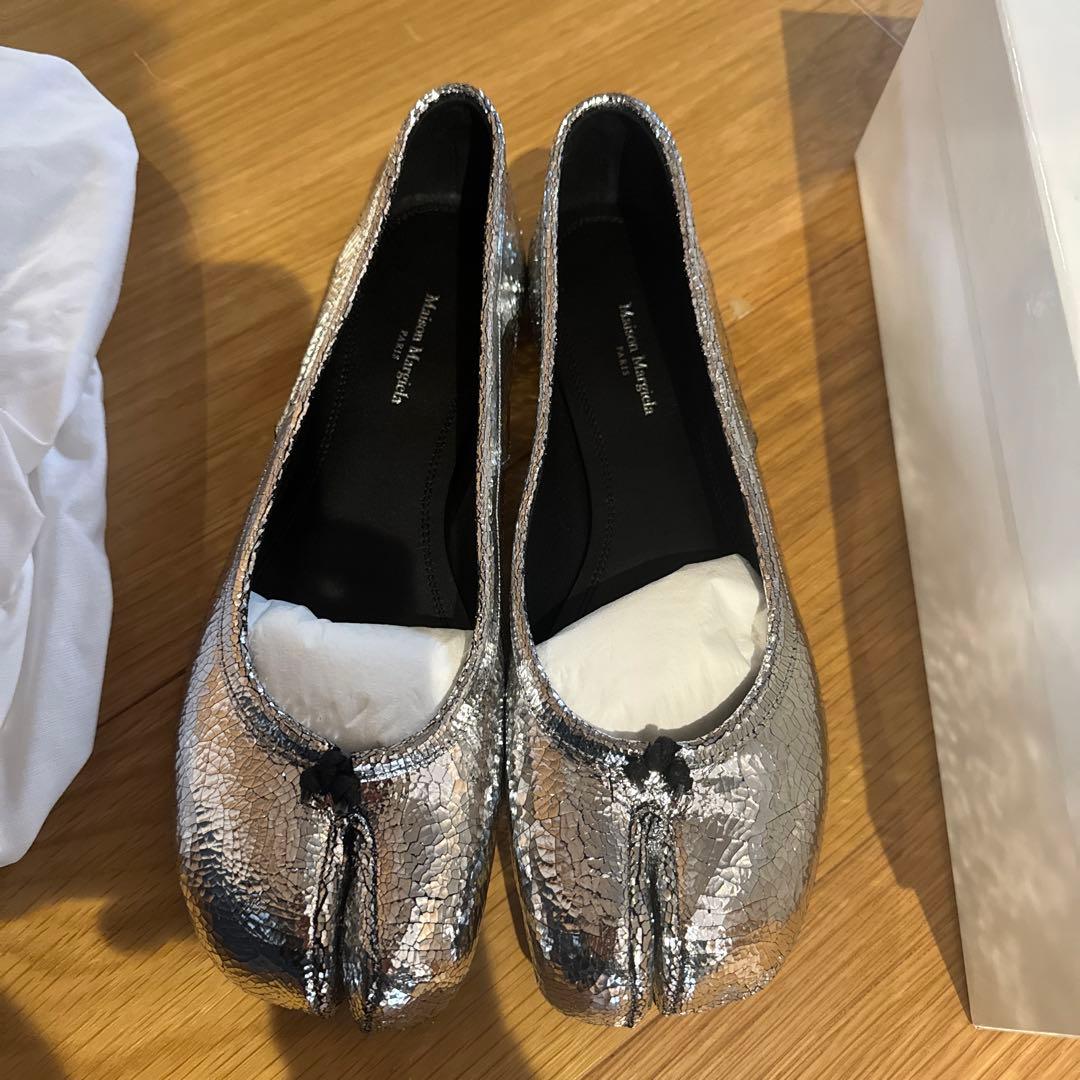 メゾンマルジェラ足袋バレエ シルバー ブロークンミラー 38 (24-24.5