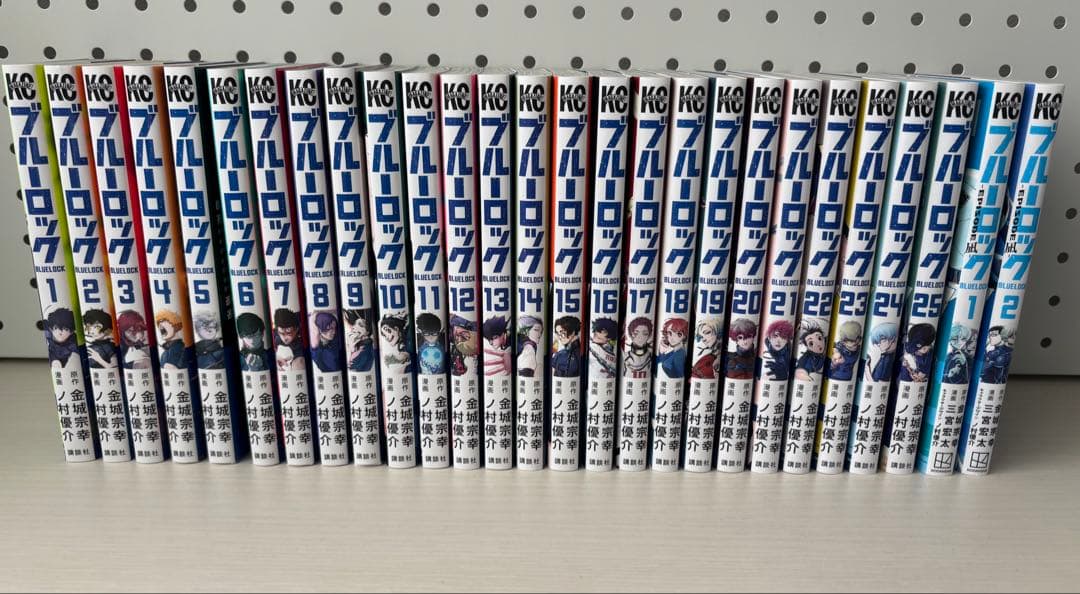 ブルーロック 全巻セット 1〜25巻＋エピソード凪 Amazon.co.jp: ブルーロック 全巻セット ＋ エピソード 凪 全巻セット