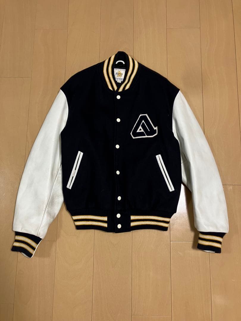 スタジャン ネイビー/ホワイト レザー袖 HOLLOWAY レザー/メルトン スタジャン 34色展開 ［VARSITY］スタジアム