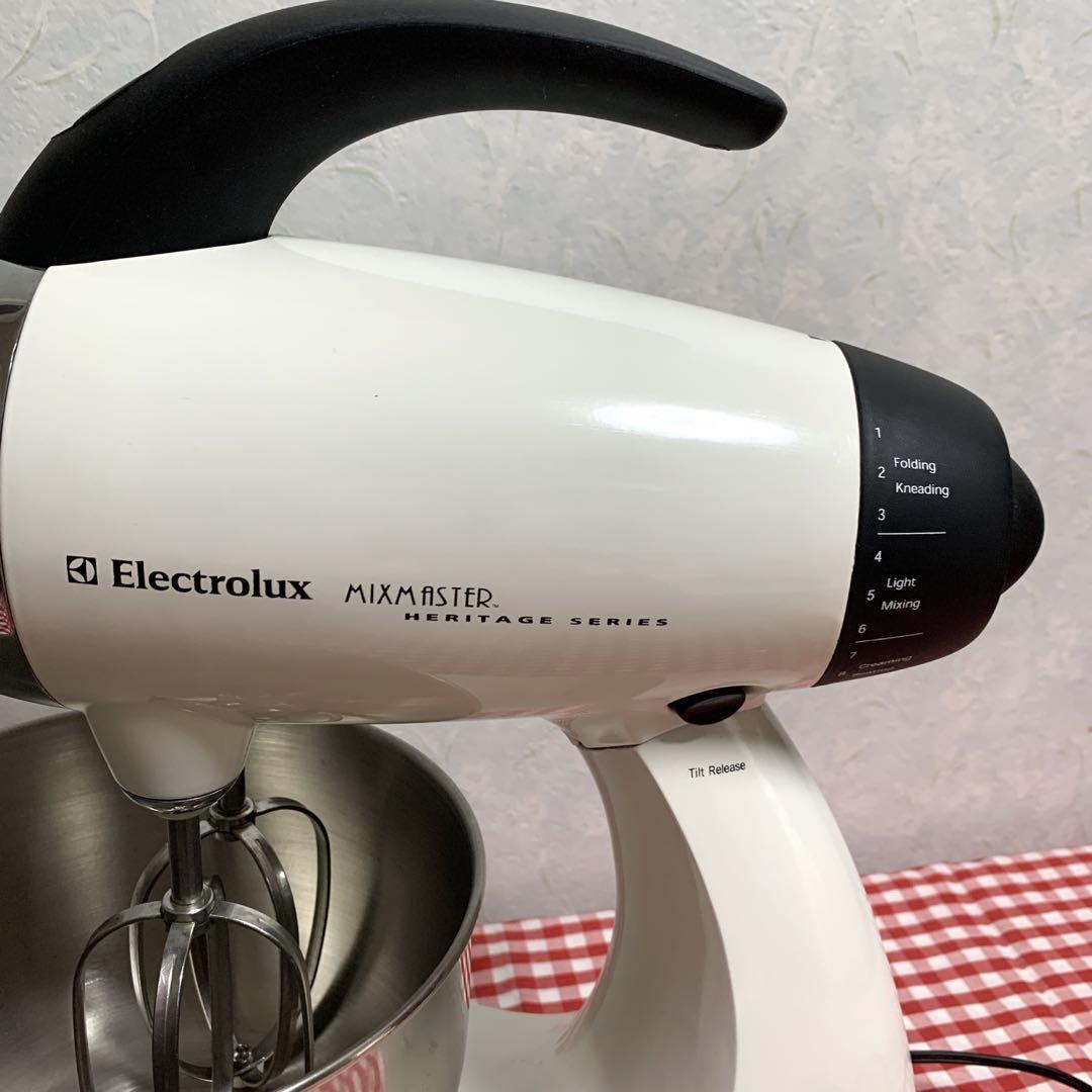 未使用⭐︎エレクトロラックス ミックスマスター スタンドミキサー 白