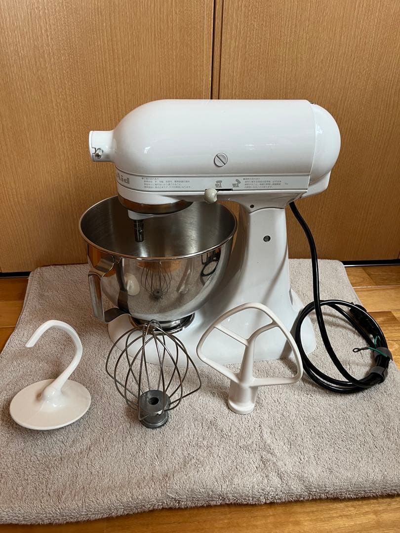KitchenAid スタンドミキサー ホワイト KSM90WW 中古品です White KitchenAid KSM90 300W Ultra Power Stand Mixer for sale