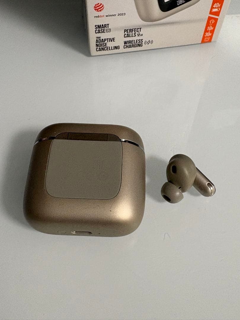 JBL Tour Pro 2 ゴールド イヤフォン ケース本体+片耳のみ（右耳）