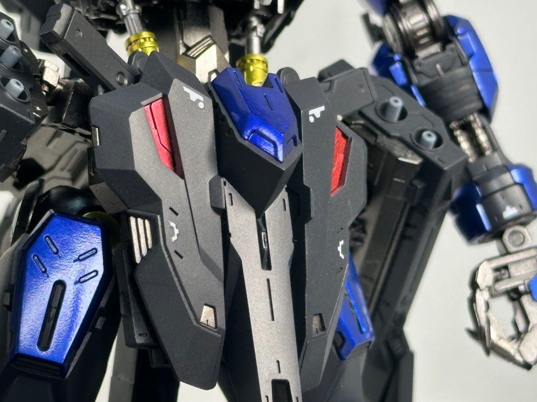 MG 1/100 ガンダムヴィダール 全塗装改修完成品 - メルカリ