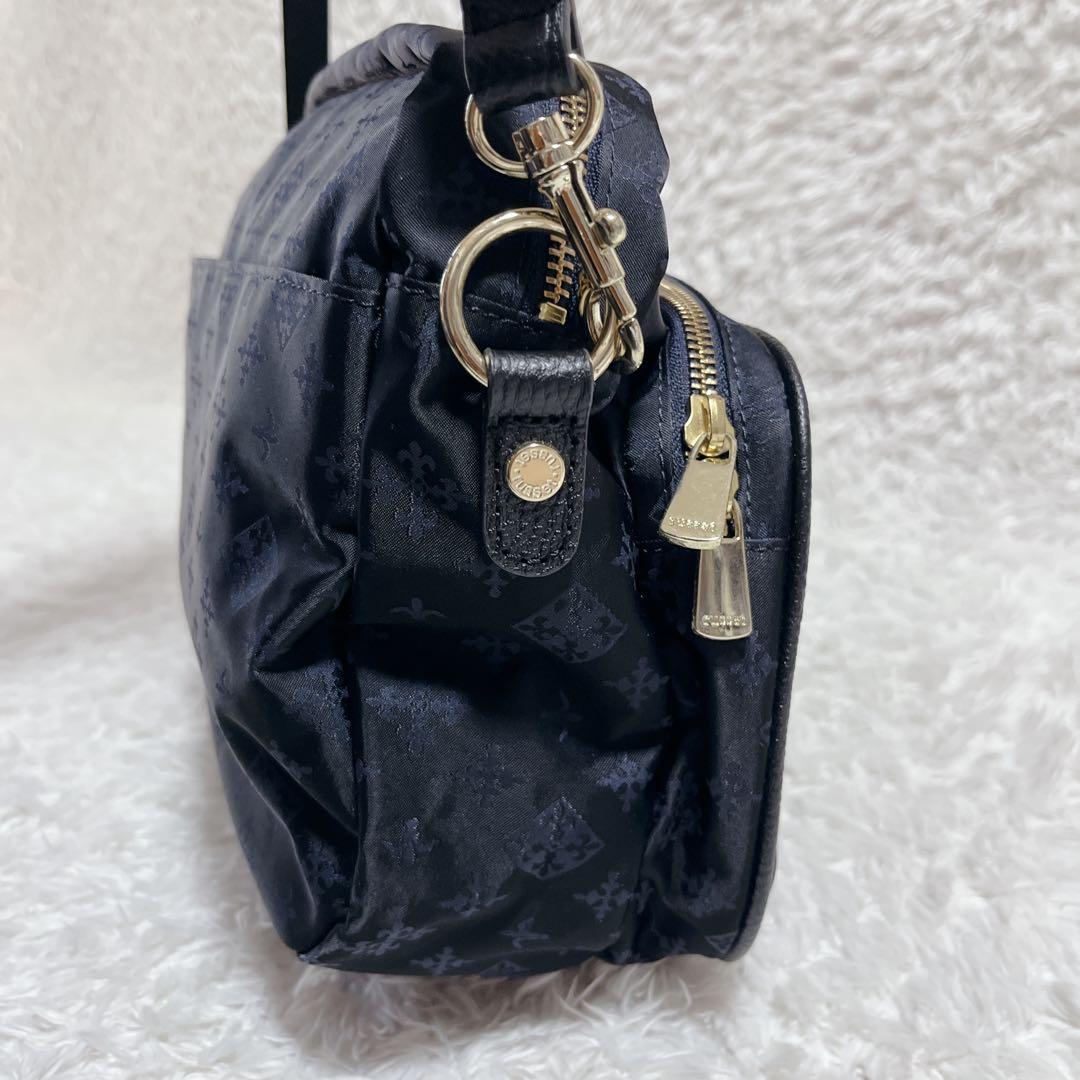 未使用品✨russet ショルダーバッグ モノグラム 総柄 紺 ロゴ金具 保存