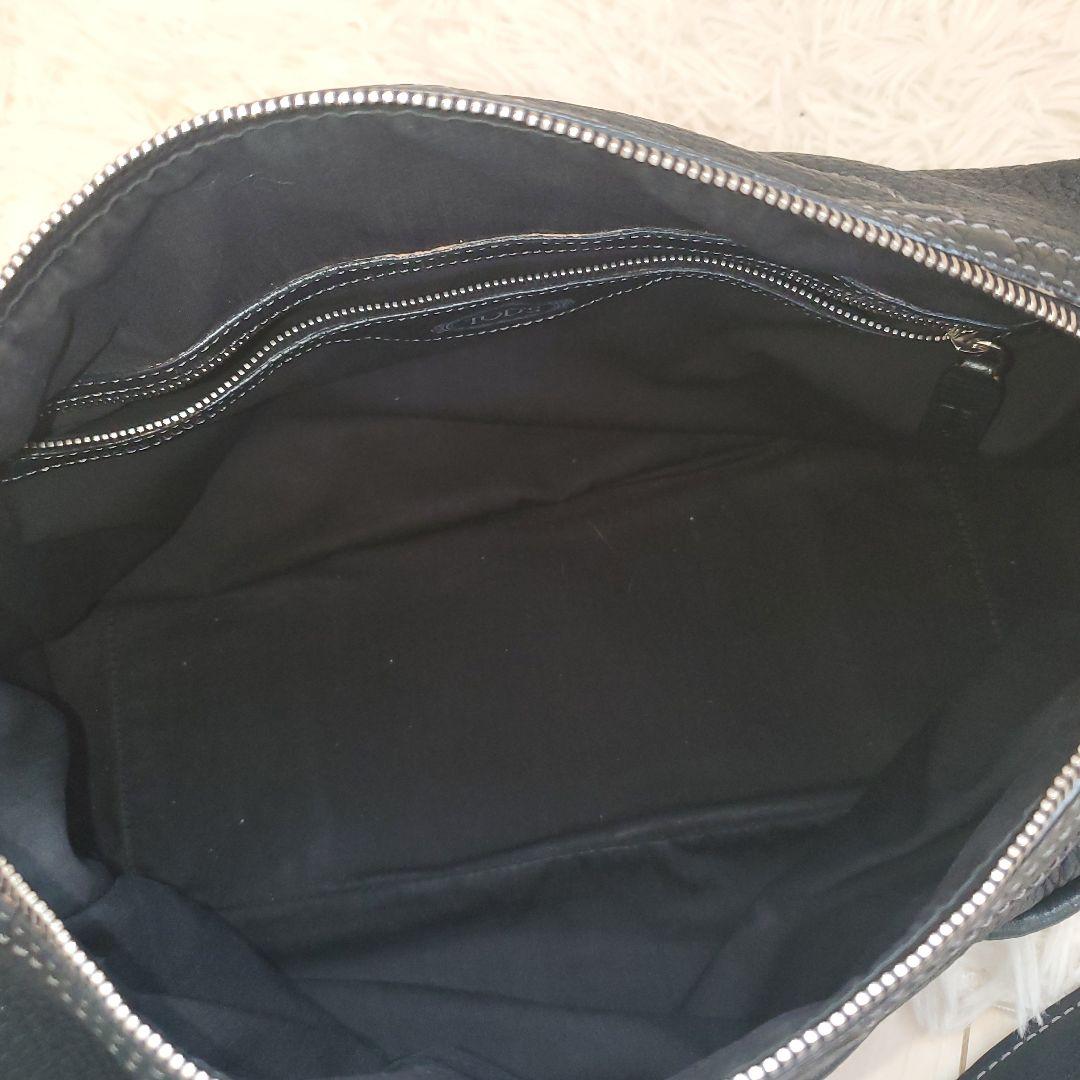 ⭐べるふぉん様専用⭐TOD'S ハーフムーン ショルダーバッグ シボ革