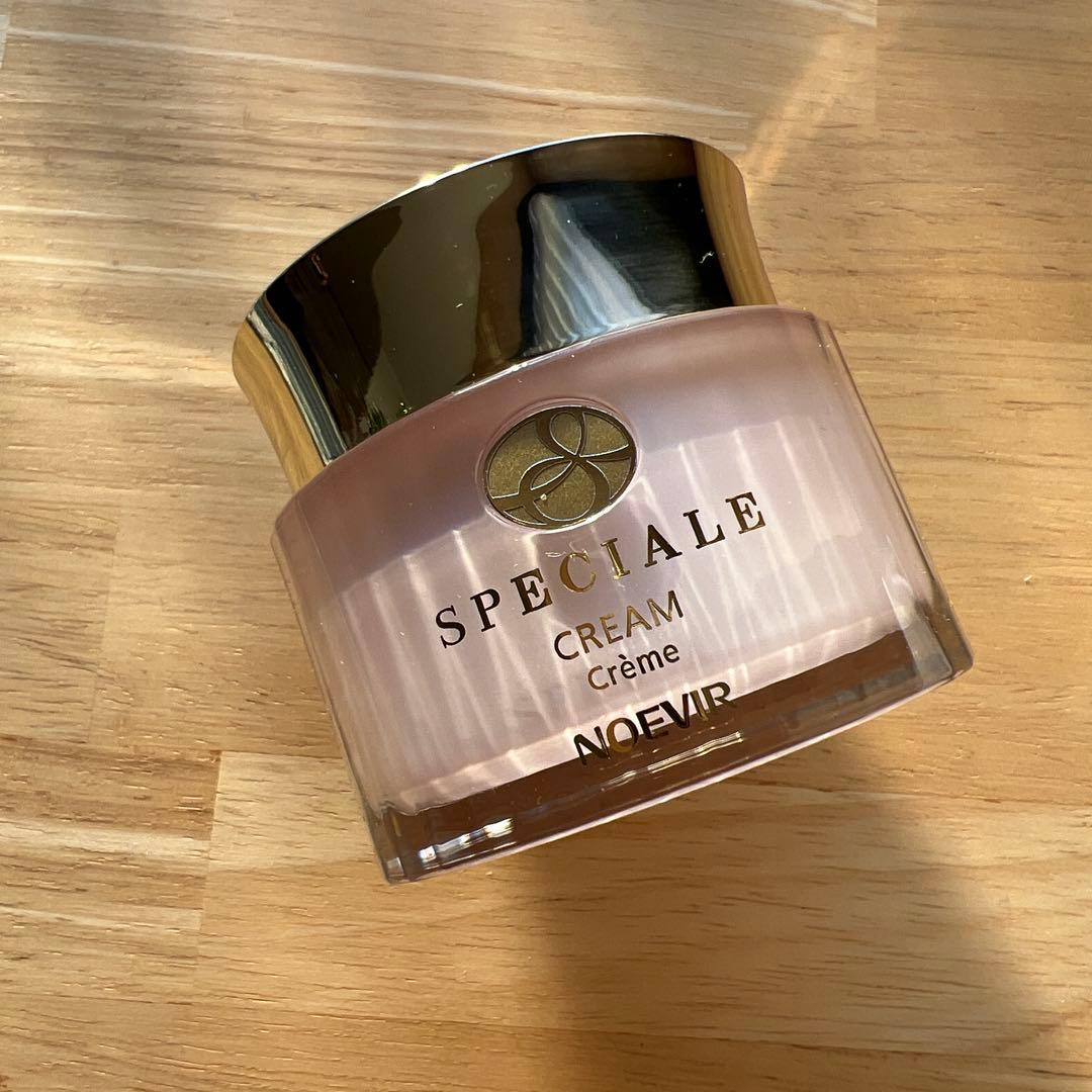 ノエビアスペチアーレ薬用クリーム 容器込み172g