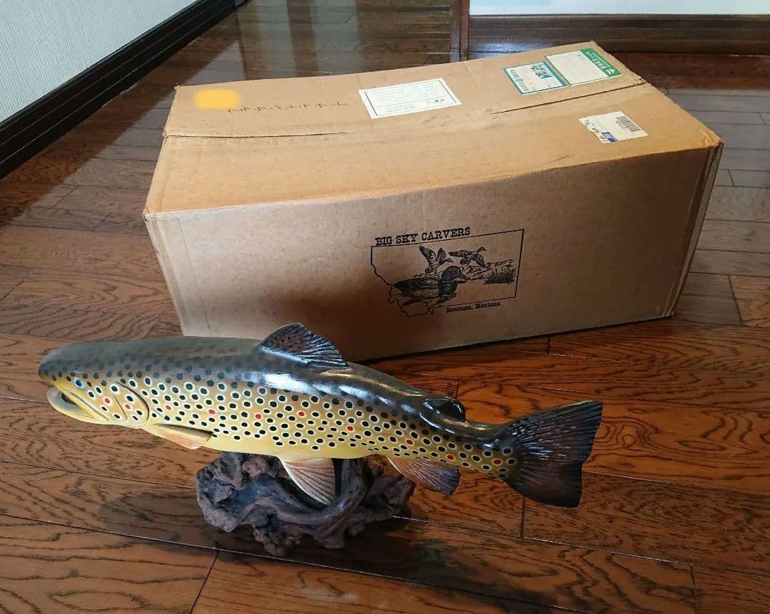 魚の置物 木彫りの置物 ブラウントラウト ヴィンテージアメリカ製品