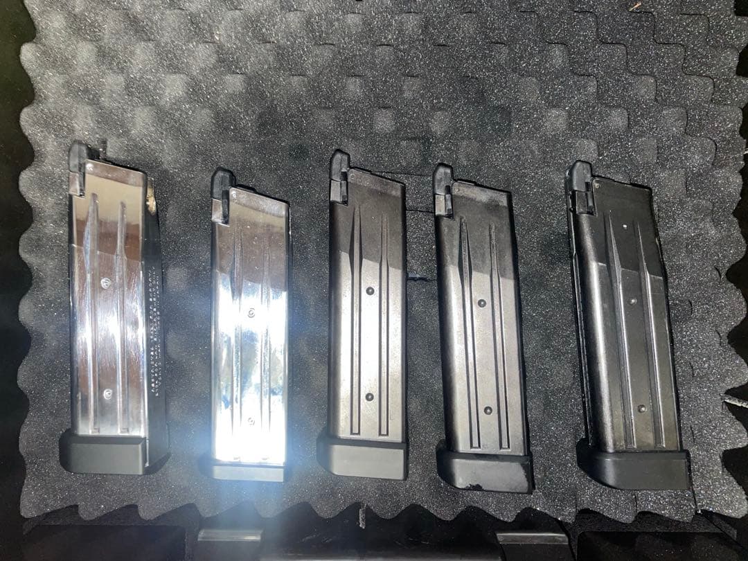 東京マルイ ハイキャパ マガジン 5個セット シルバー2個 ブラック3個 TOKYO MARUI（東京マルイ） 電動ブローバック ハイキャパシリーズ用 35