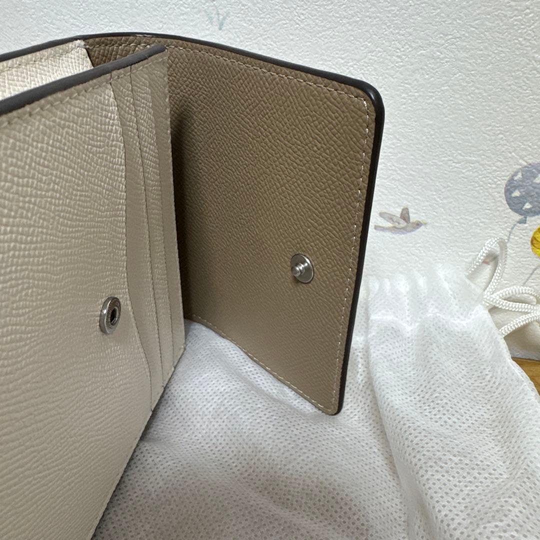 COACH ホワイト スマホショルダーバッグの通販はau PAY マーケット