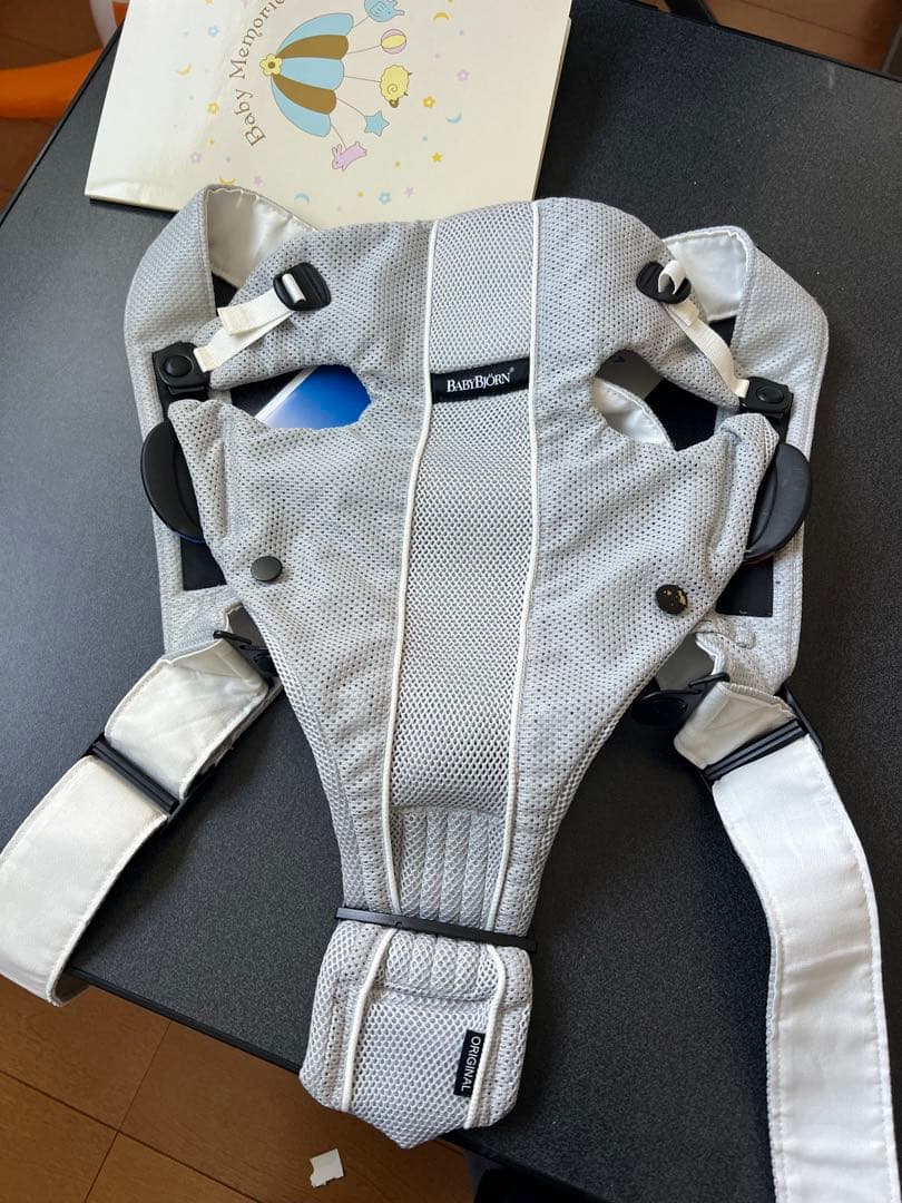 BABYBJÖRN 抱っこ紐 グレー メッシュ - メルカリ