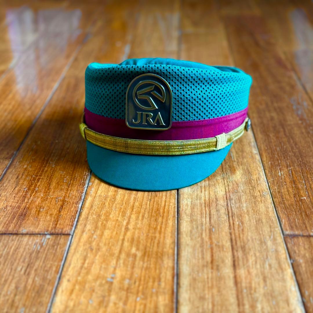 大昔のJRA 場外馬券場WINSの警備員のネクタイ日本中央競馬会ウインズ