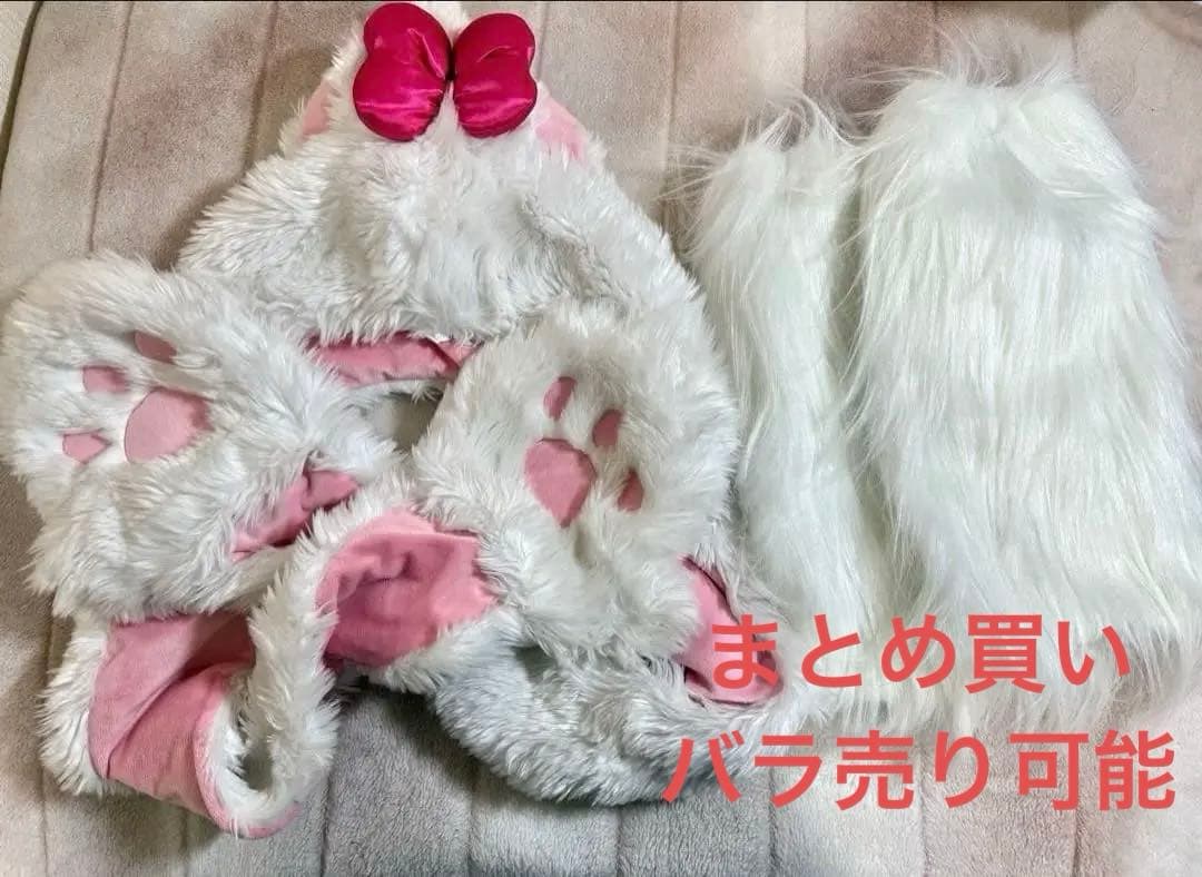 マリーちゃんマフラーファンキャップ レッグウォーマー付き - メルカリ