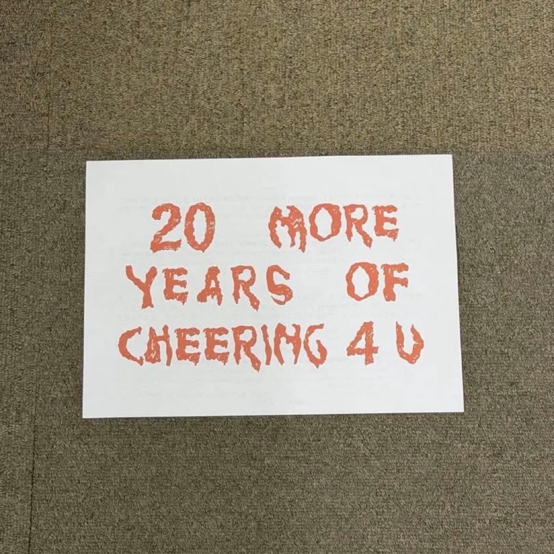 Lady Gaga VIP GOLD 特定グッズ + おまけ付き - メルカリ