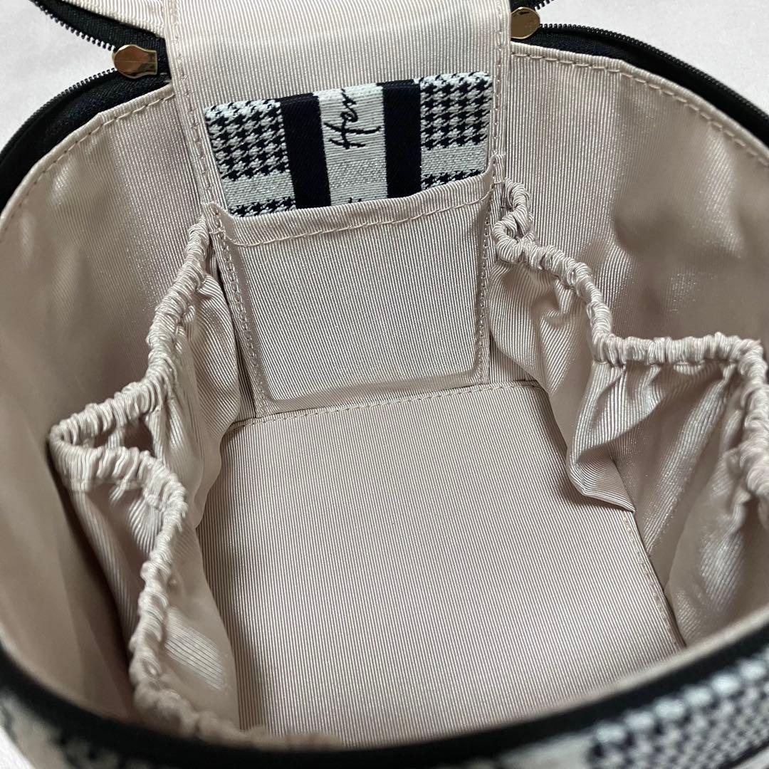 Herlipto Jacquard Vanity Bag シルバー ハリプ - メルカリ