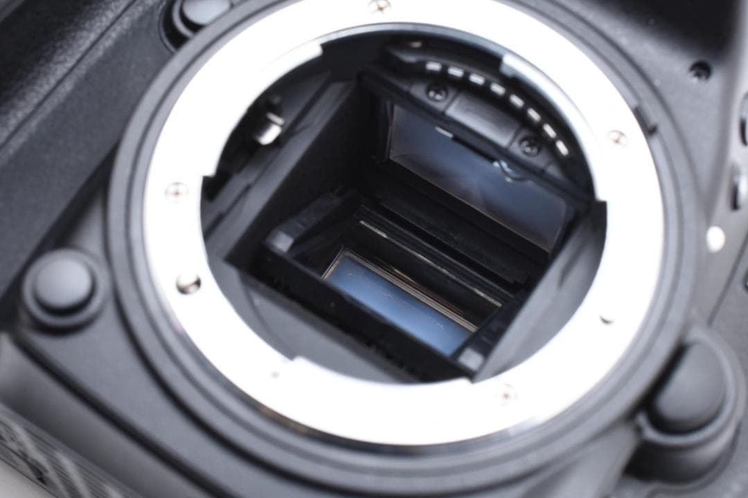 ★美品★ ニコン Nikon D7200 ボディ 《ショット数7190回》