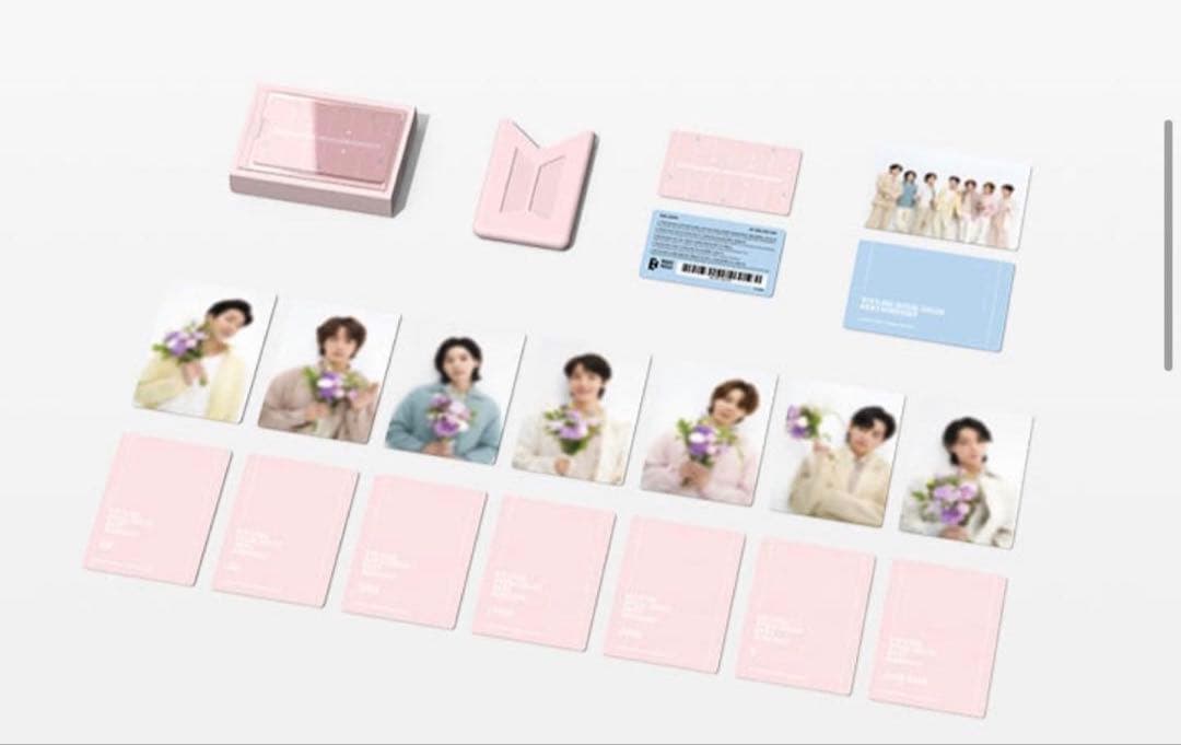 BTS FC特典トレカケース付き - メルカリ