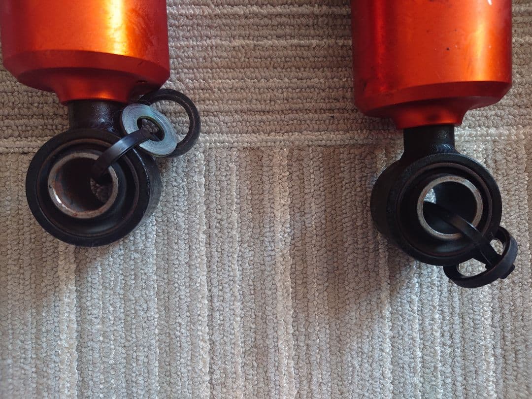 アラゴスタ 車高調　bnr34 bcnr33　オマケブラケット付属