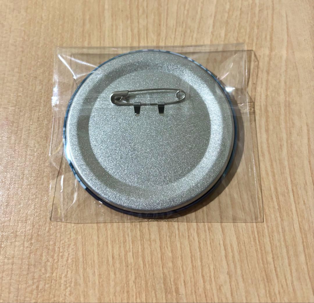 呪術廻戦 オーロラ箔押し缶バッジ 五条悟 GiGO限定 - メルカリ