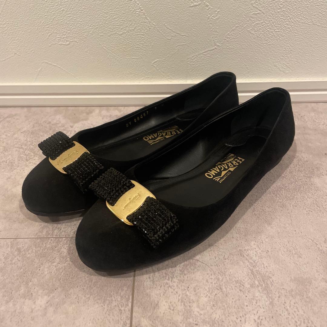 フェラガモ パンプス フラットバレエシューズ　6 D リボン FERRAGAMO（フェラガモ） バレエシューズ リボン 靴 Salvatore