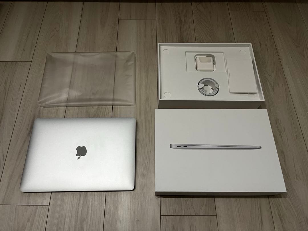 13インチ M1 MacBook Air 512GB JIS配列 Amazon.com: Apple 2020 MacBook Air with Apple M1 Chip, 13-inch